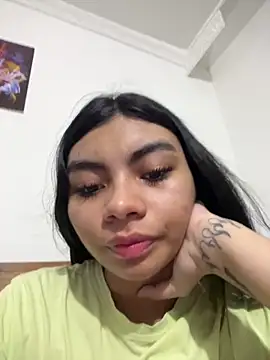 eimmy  skinny online show from March 25, 11:44 pm