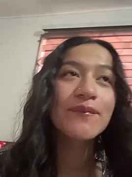 Snapshot of rocko77_ chatting on June 23, 7:34 pm rocko77 online show from June 23, 7:34 pm
