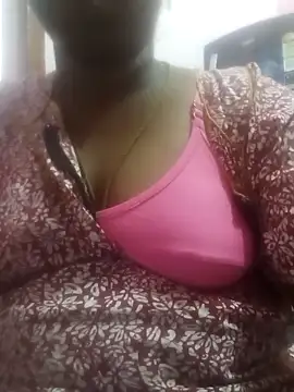 Snapshot of tamilkaviya431 chatting on March 1, 4:09 pm tamilkaviya431 online show from March 1, 4:09 pm