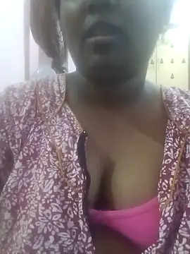 Snapshot of tamilkaviya431 chatting on March 2, 4:58 am tamilkaviya431 online show from March 2, 4:58 am