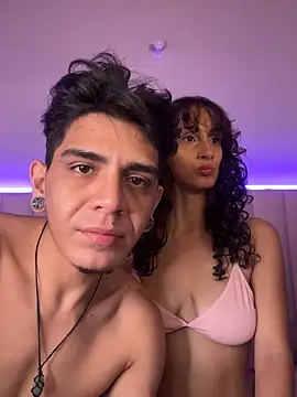 abrilandjulian online show from March 18, 12:08 pm