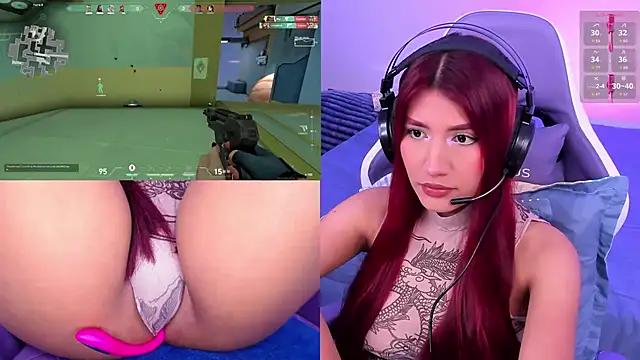 Snapshot of MiaVoss_ chatting on February 17, 10:38 pm MiaVoss online show from February 17, 10:38 pm