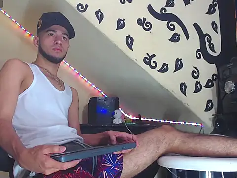 Snapshot of Jhon_malo chatting on March 3, 4:46 pm Jhon malo online show from March 3, 4:46 pm