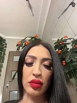 VictoriaLanes online show from April 16, 4:24 am