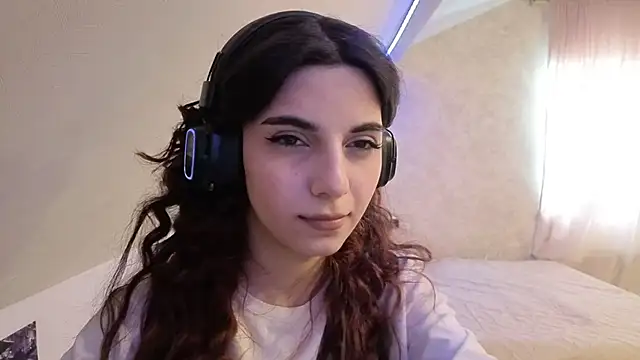 Snapshot of Blissmissataeses chatting on February 27, 9:31 am Blissmissataeses online show from February 27, 9:31 am