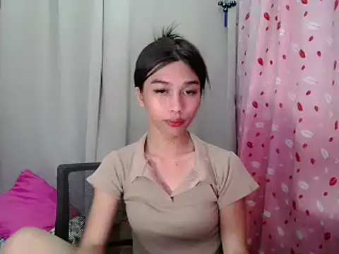 katrina bigcock69 online show from April 8, 2:11 am