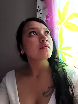 Bloom Dahlia online show from March 15, 9:43 pm