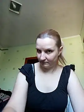 SusanGold9211 online show from April 14, 7:36 am