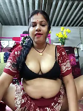 Snapshot of Kiya_6543 chatting on April 29, 6:14 pm Kiya 6543 online show from April 29, 6:14 pm