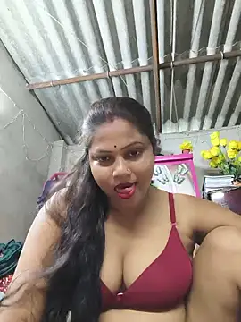 Snapshot of Kiya_6543 chatting on June 14, 1:35 pm Kiya 6543 online show from June 14, 1:35 pm