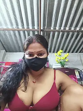 Snapshot of Kiya_6543 chatting on June 22, 6:16 pm Kiya 6543 online show from June 22, 6:16 pm