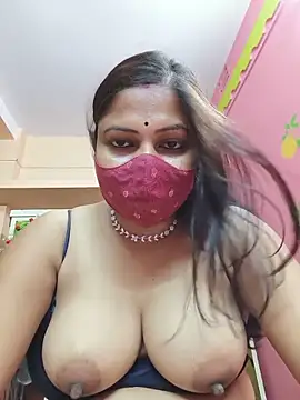 Snapshot of Kiya_6543 chatting on June 30, 5:25 pm Kiya 6543 online show from June 30, 5:25 pm