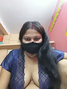 Snapshot of Kiya_6543 chatting on July 6, 5:37 pm Kiya 6543 online show from July 6, 5:37 pm