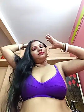 Snapshot of Kiya_6543 chatting on July 29, 5:44 pm Kiya 6543 online show from July 29, 5:44 pm