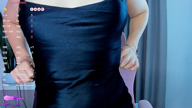 Snapshot of sara_ospina22 chatting on May 26, 9:55 pm sara ospina22 online show from May 26, 9:55 pm