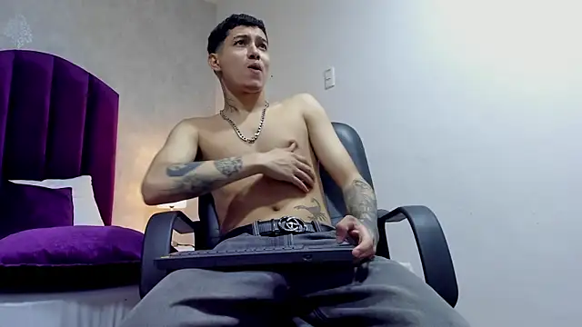 JoshBeech online show from February 18, 1:18 pm