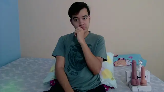 Snapshot of IronDante chatting on April 27, 12:14 pm IronDante online show from April 27, 12:14 pm
