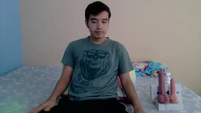 Snapshot of IronDante chatting on May 12, 12:13 pm IronDante online show from May 12, 12:13 pm