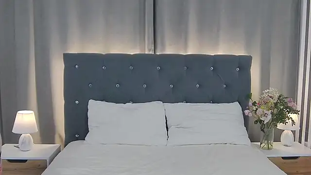 VikkyVonn online show from February 18, 12:23 pm