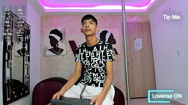 KITTY BOSH online show from March 2, 1:29 pm