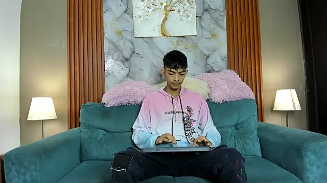 KITTY BOSH online show from March 24, 1:16 pm