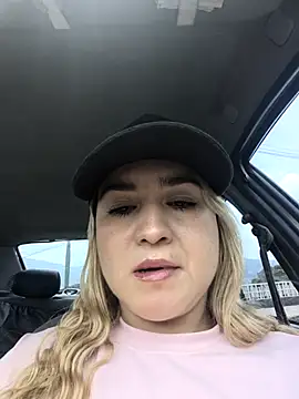 Snapshot of violet-grey chatting on April 30, 4:35 pm violet-grey online show from April 30, 4:35 pm