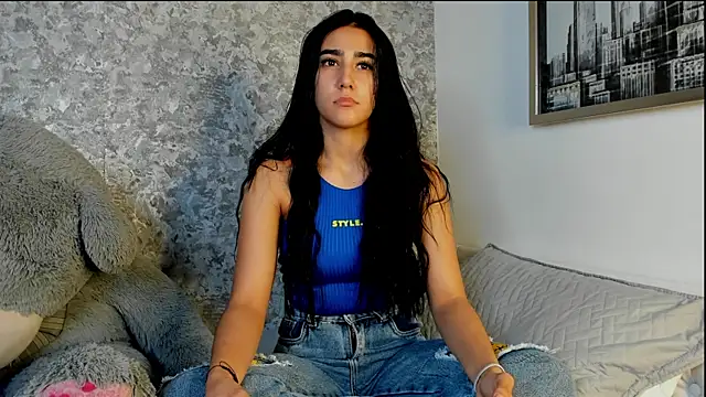 Anika H online show from April 12, 12:32 pm