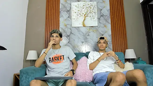 YOUNG BOYS HELL online show from March 17, 1:21 am