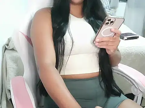 Snapshot of biamorenagata chatting on February 14, 2:41 am biamorenagata online show from February 14, 2:41 am