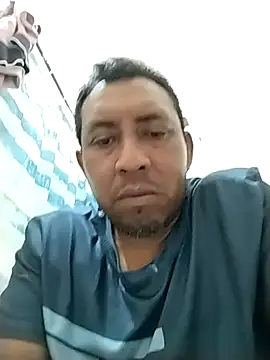 Snapshot of delgado85501 chatting on May 9, 5:23 am delgado85501 online show from May 9, 5:23 am
