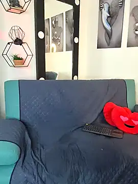 Natt honey online show from May 21, 1:51 pm