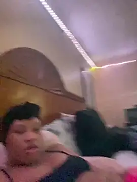 Snapshot of Blasiandoll2222 chatting on February 14, 4:04 pm Blasiandoll2222 online show from February 14, 4:04 pm