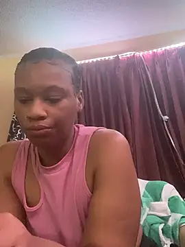 Snapshot of Blasiandoll2222 chatting on February 20, 8:16 am Blasiandoll2222 online show from February 20, 8:16 am