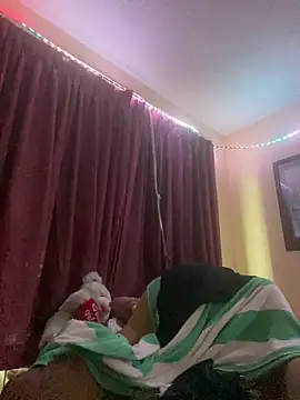 Snapshot of Blasiandoll2222 chatting on February 20, 8:20 pm Blasiandoll2222 online show from February 20, 8:20 pm