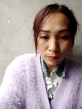 Snapshot of Thobaby112 chatting on February 17, 1:02 am Thobaby112 online show from February 17, 1:02 am