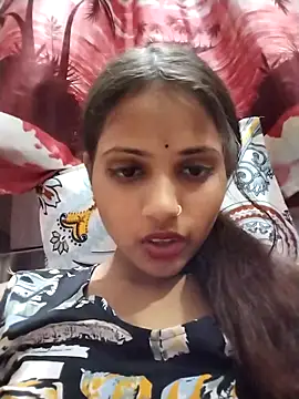 Snapshot of samayra1144 chatting on February 19, 6:15 pm samayra1144 online show from February 19, 6:15 pm