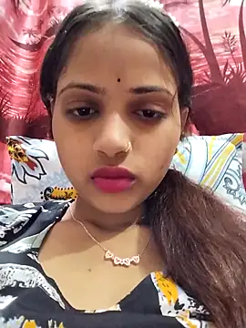 Snapshot of samayra1144 chatting on February 22, 4:35 am samayra1144 online show from February 22, 4:35 am