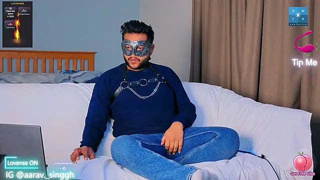 aarrav hotty online show from March 21, 7:50 pm