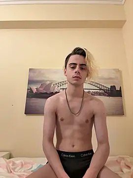 Snapshot of YourFavouriteTwink chatting on February 16, 7:54 pm YourFavouriteTwink online show from February 16, 7:54 pm