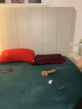 Snapshot of YourFavouriteTwink chatting on March 2, 8:37 pm YourFavouriteTwink online show from March 2, 8:37 pm