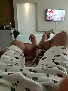 hotdudefor online show from March 14, 10:53 am