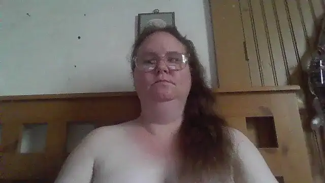 naughty queen1 online show from May 6, 7:52 pm