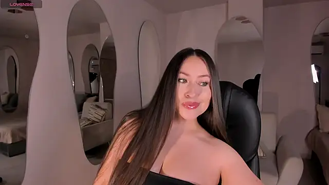 Snapshot of AmyRosse_X chatting on June 13, 4:43 am AmyRosse X online show from June 13, 4:43 am
