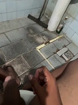 Snapshot of allysoon chatting on March 4, 3:56 am allysoon online show from March 4, 3:56 am