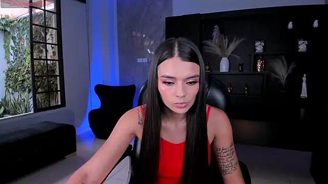 Snapshot of JulietteMoreau chatting on June 30, 7:04 pm JulietteMoreau online show from June 30, 7:04 pm