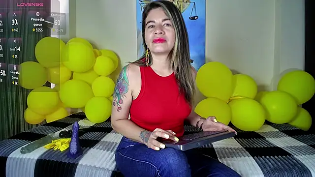 oriana thomson01 online show from May 21, 6:59 pm