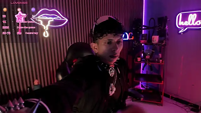 Maximoking26 online show from April 13, 3:45 am