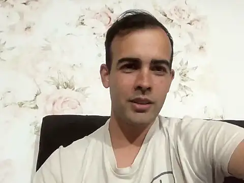 Snapshot of EmmanuelT1 chatting on March 15, 12:27 am EmmanuelT1 online show from March 15, 12:27 am