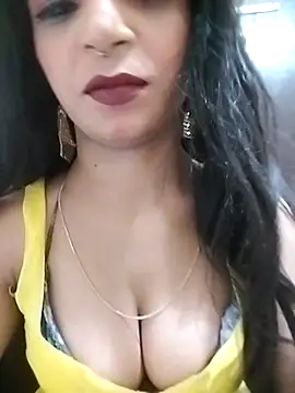 Miss Anamika   online show from April 17, 8:01 pm