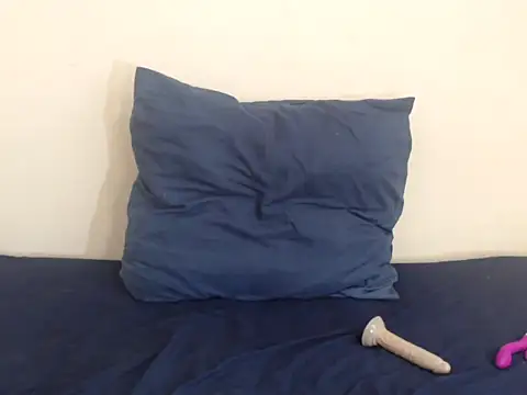 SweetDarkBrownie online show from February 26, 8:52 pm